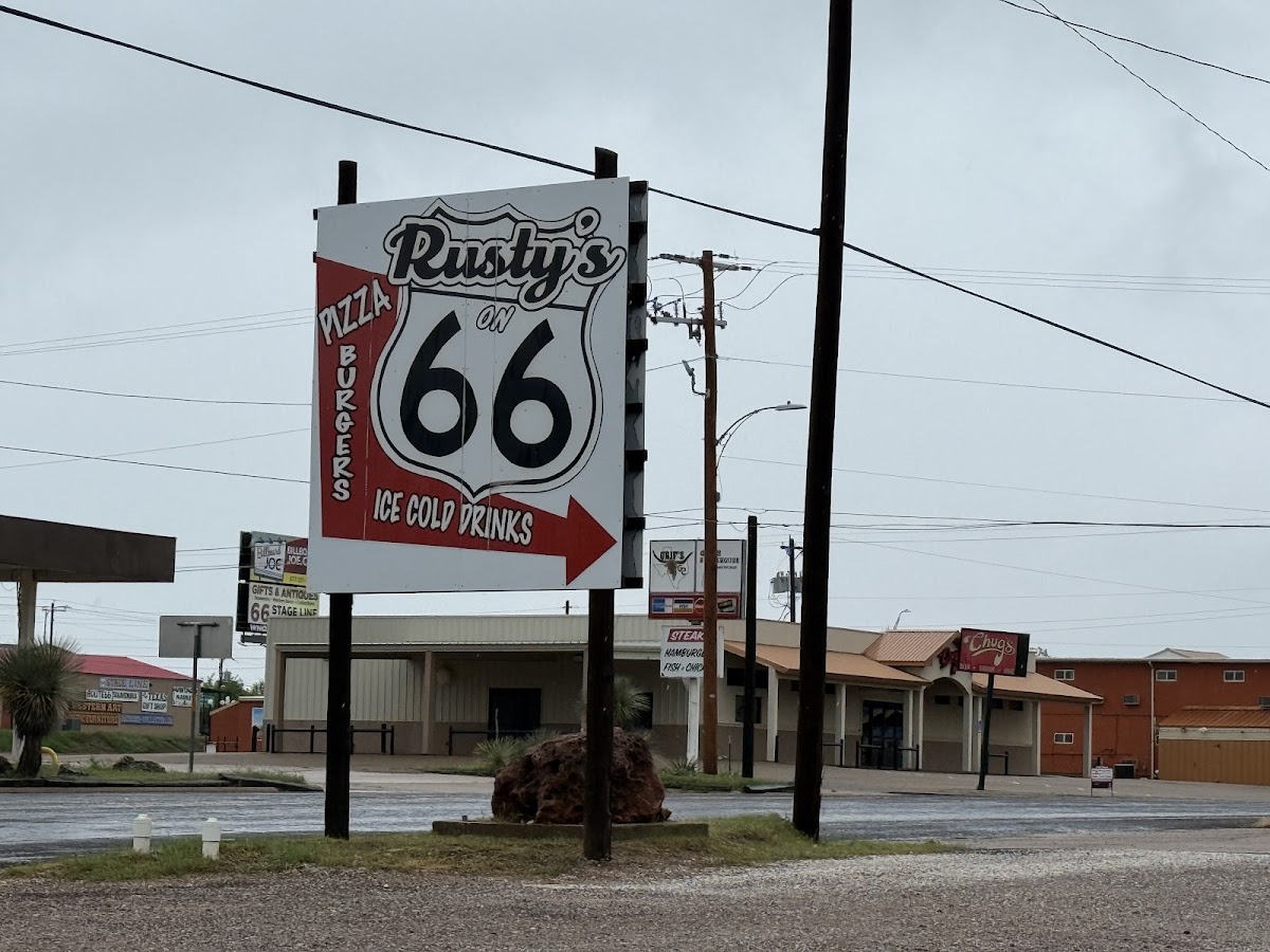 Rusty's On 66 logo