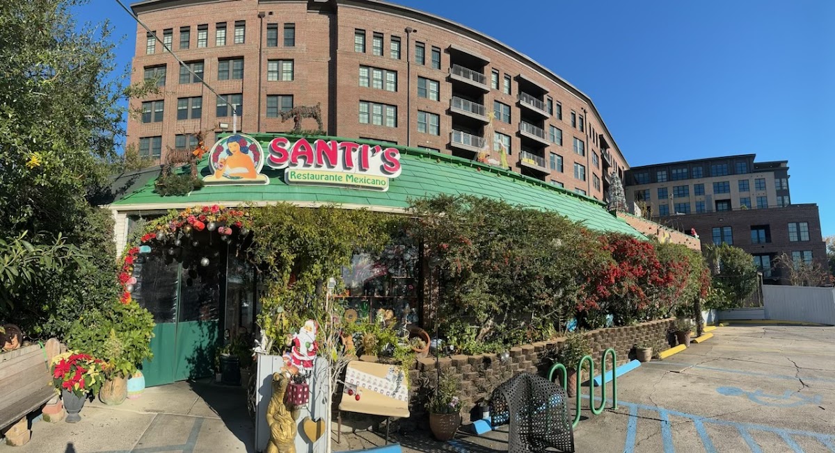 Santi’s Restaurante Mexicano