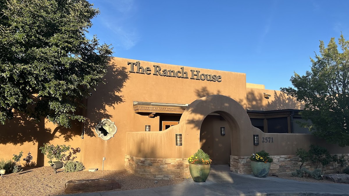 The Ranch House logo