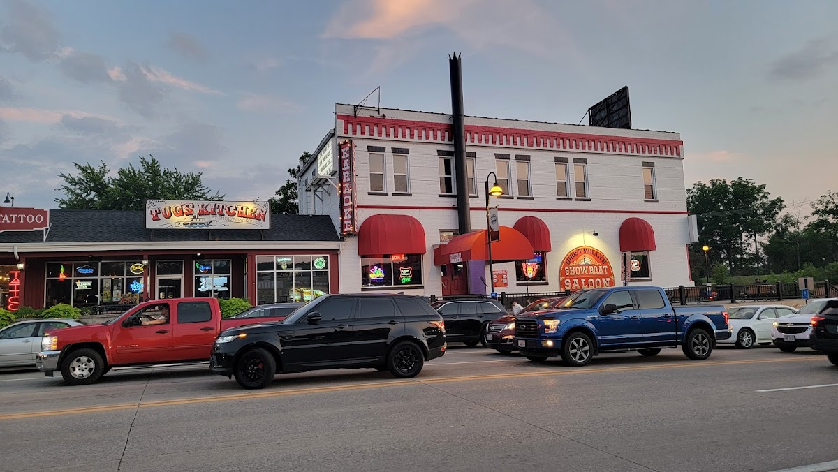 Tug's Kitchen At Showboat Saloon logo