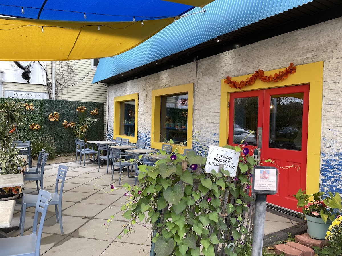 Valencia Luncheria logo