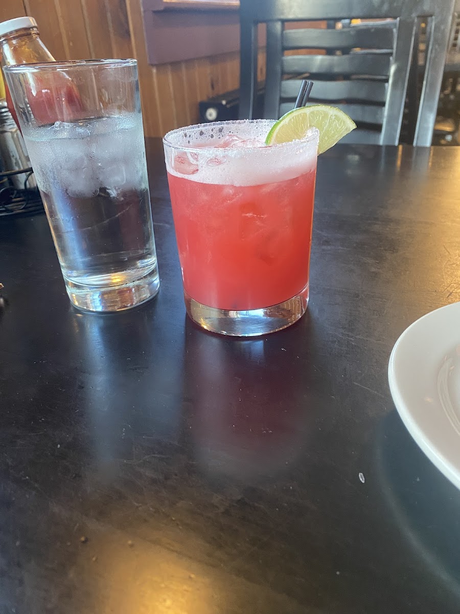 10 Railroad Street Drinks Photo - 10 Railroad Street American in Morristown, VT