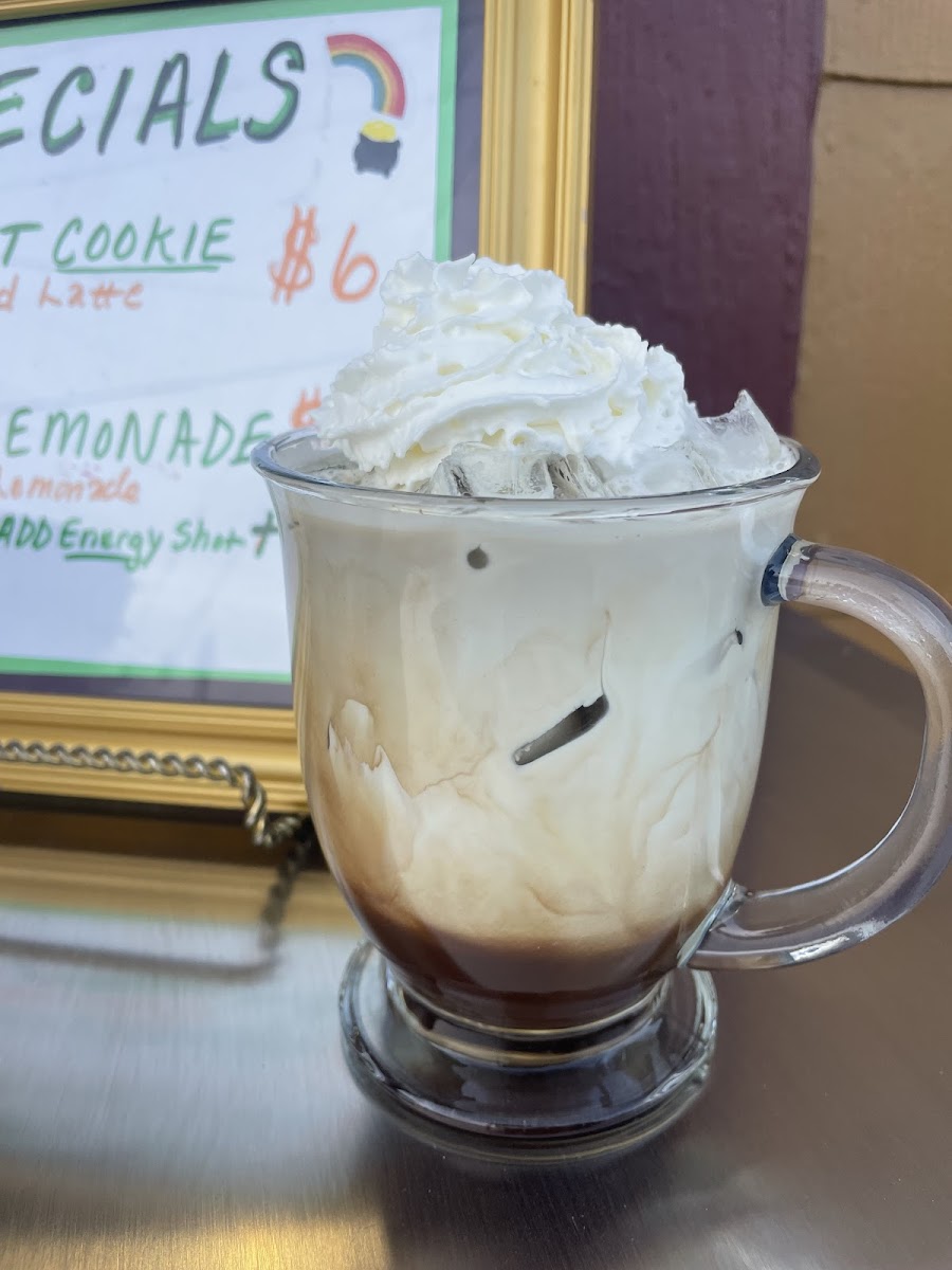 Bean Me Up Coffee House Drinks Photo - Bean Me Up Coffee House Cafe in Lowell, AR