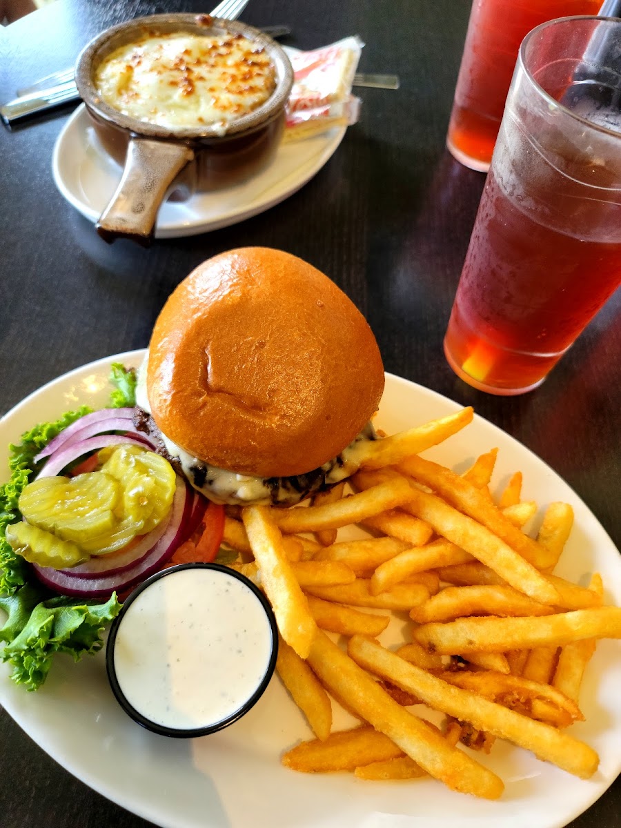 BV Bar & Grill Food Photo - BV Bar & Grill Bars in Bella Vista, AR