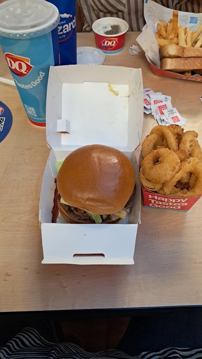 Dairy Queen Grill & Chill Food Photo - Dairy Queen Grill & Chill Restaurant in Bella Vista, AR