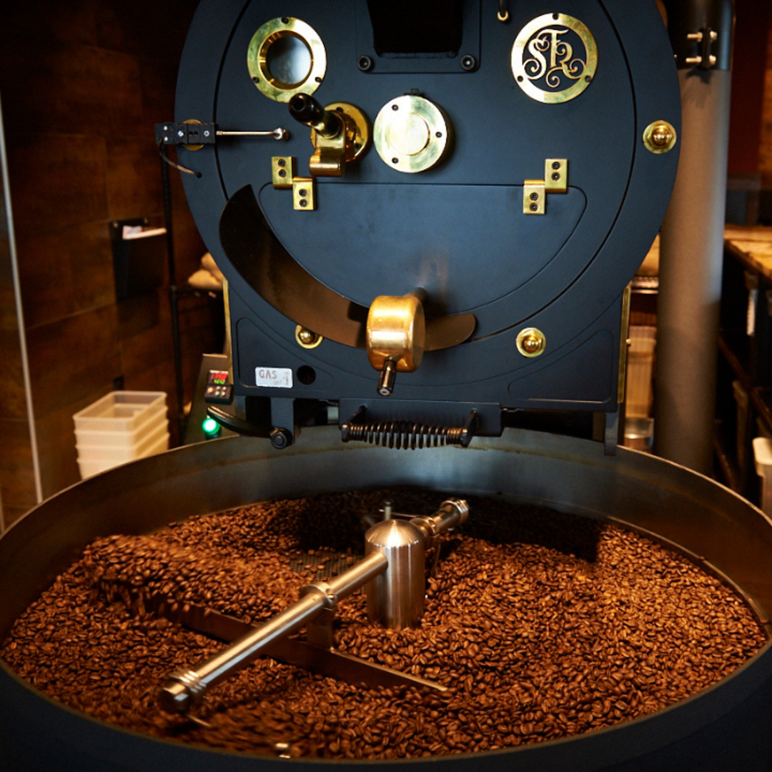 Dunn Brothers Coffee Interior Photo - Dunn Brothers Coffee Bakery in Minneapolis, MN