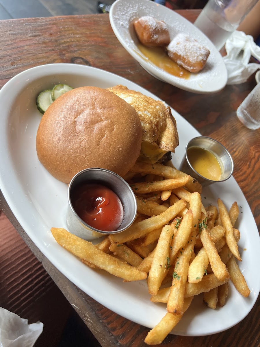 FIVE Birmingham Food Photo - FIVE Birmingham Bar in Birmingham, AL