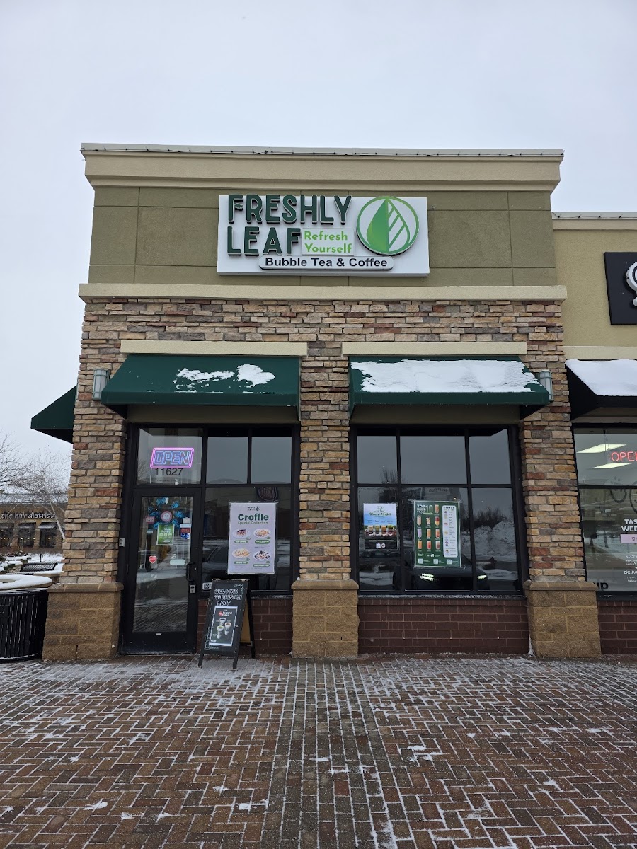 Freshly Leaf - Maple Grove Exterior Photo - Freshly Leaf - Maple Grove Restaurant in Maple Grove, MN