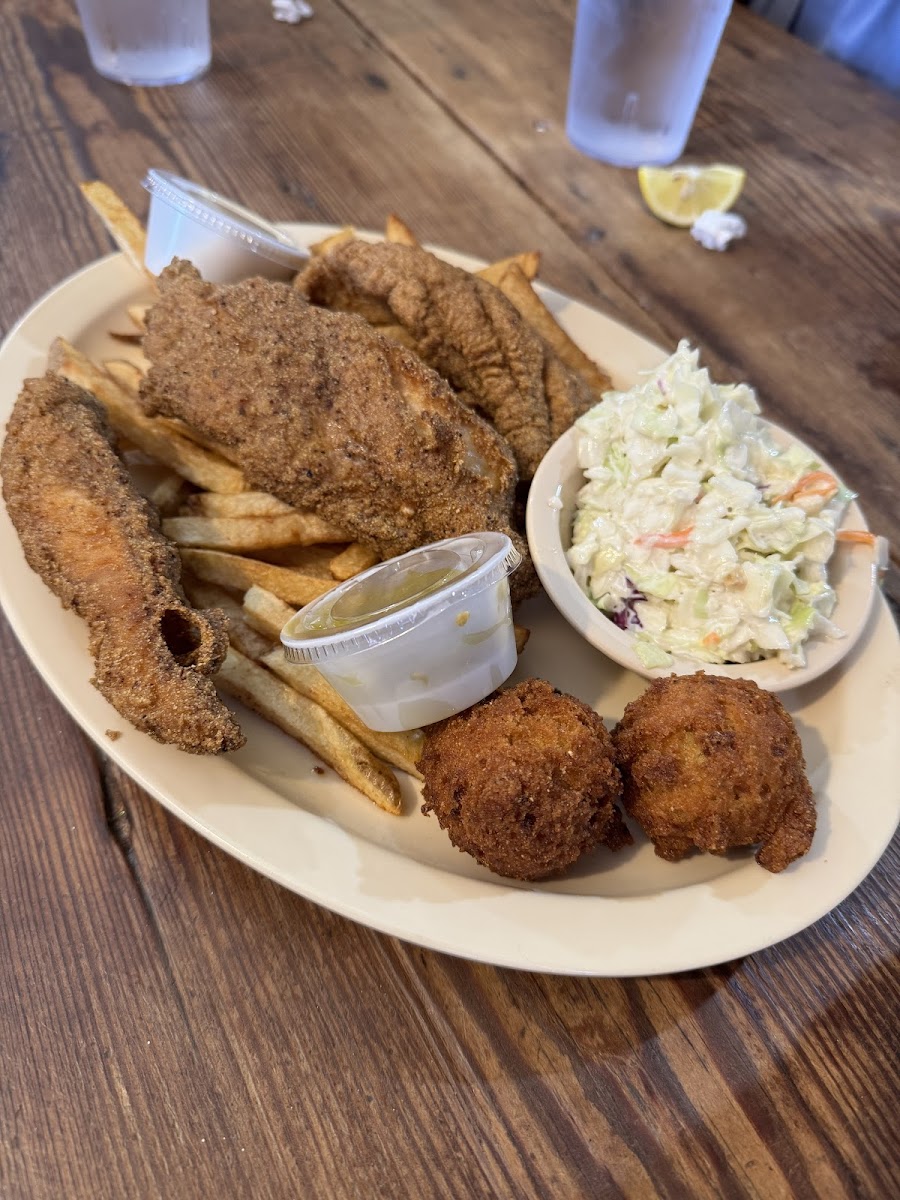 Granny's Kitchen Food Photo - Granny's Kitchen American in Huntsville, AR