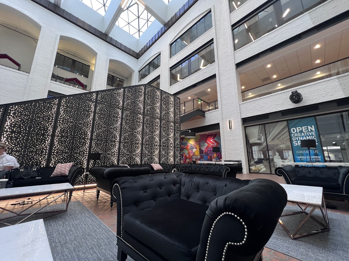 Gray Fox Coffee & Wine Interior Photo - Gray Fox Coffee & Wine Cafe in Minneapolis, MN