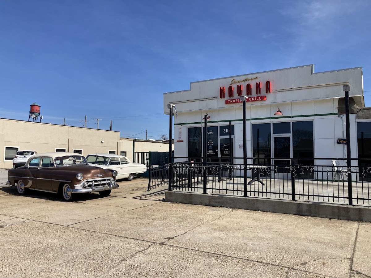 Havana Tropical Grill Restaurant Exterior Photo - Havana Tropical Grill Restaurant Bar & Grill in Rogers, AR