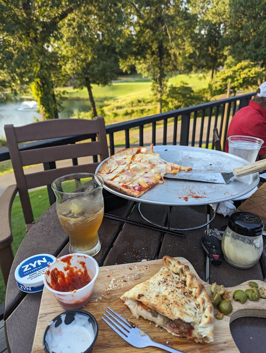 Highlands Pub & Patio Exterior Photo - Highlands Pub & Patio Pubs in Bella Vista, AR