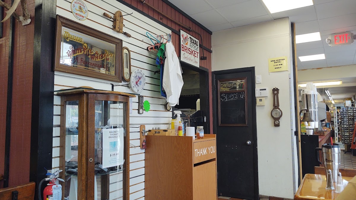 Jim's Bar-B-Que Interior Photo - Jim's Bar-B-Que BBQ in Reddick, FL