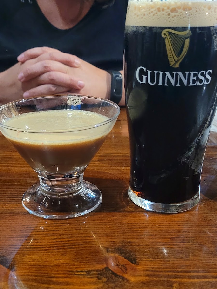 Kelleher's Irish Pub & Eatery Drinks Photo - Kelleher's Irish Pub & Eatery Pubs in Peoria, IL