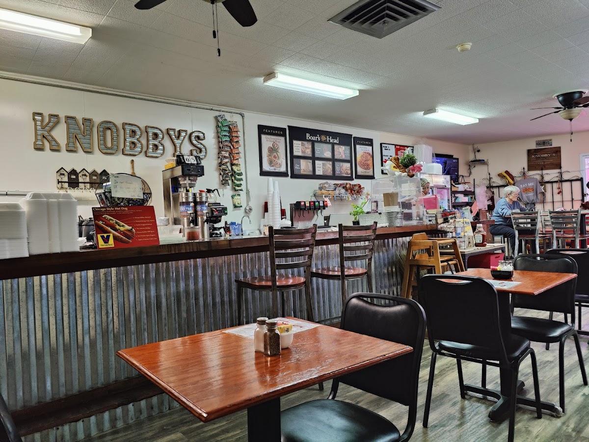 Knobby's Deli Interior Photo - Knobby's Deli Deli in Campbellsville, KY
