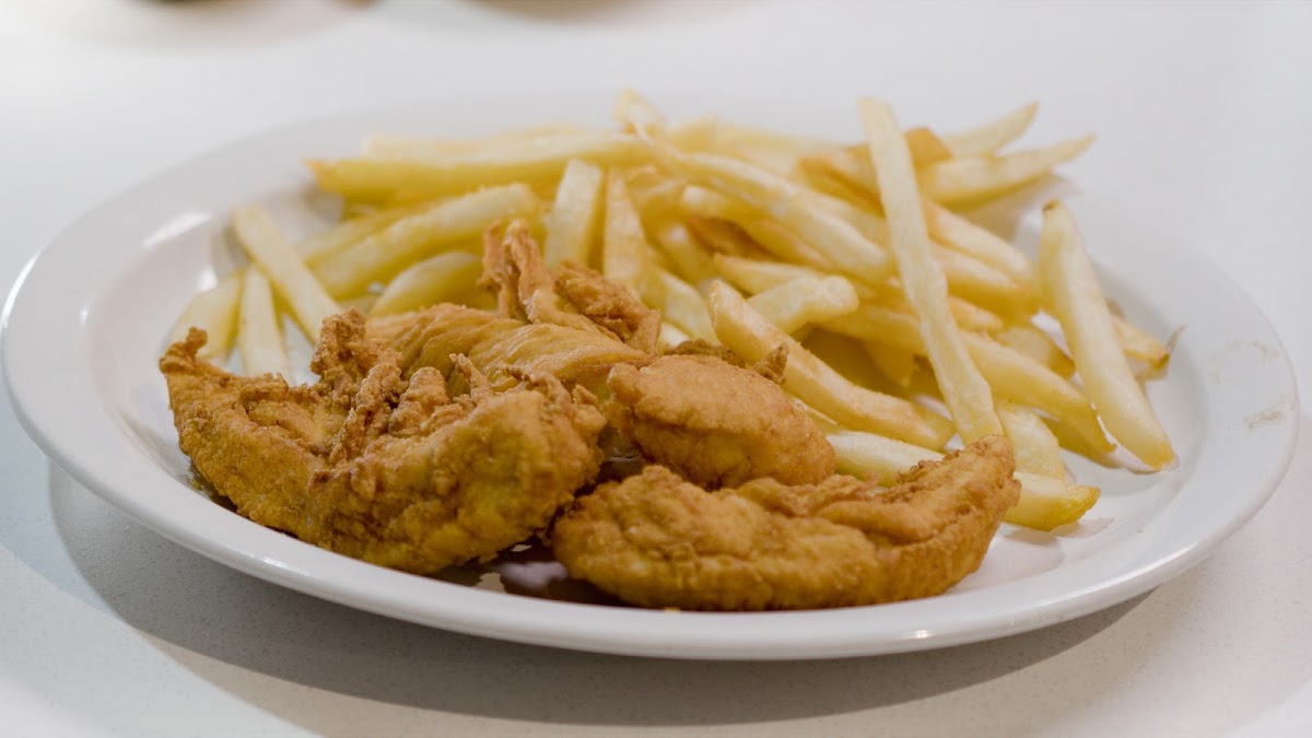 Lloyd's Restaurant Food Photo - Lloyd's Restaurant BBQ in Birmingham, AL