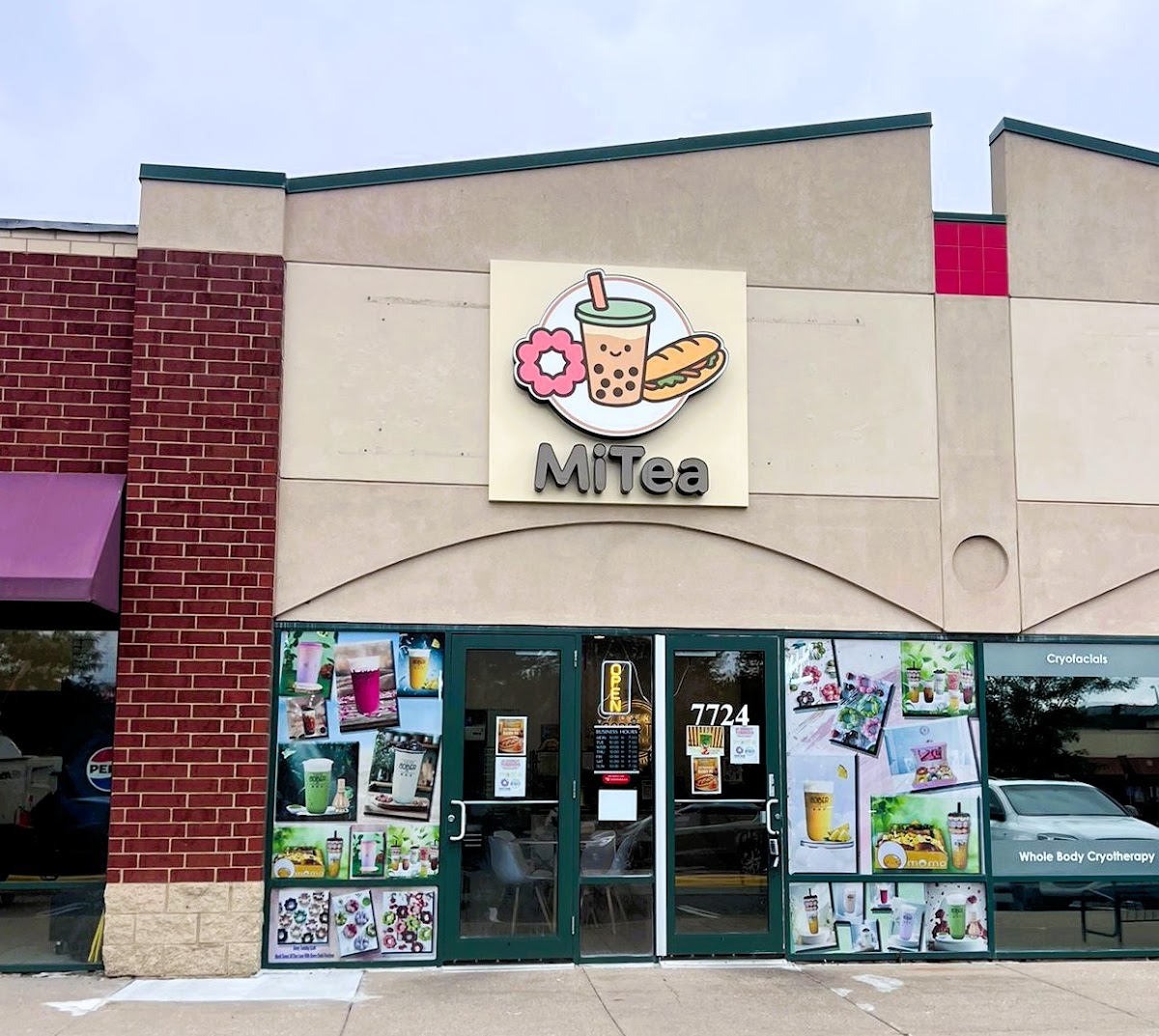 MiTea Exterior Photo - MiTea Bakery in Golden Valley, MN