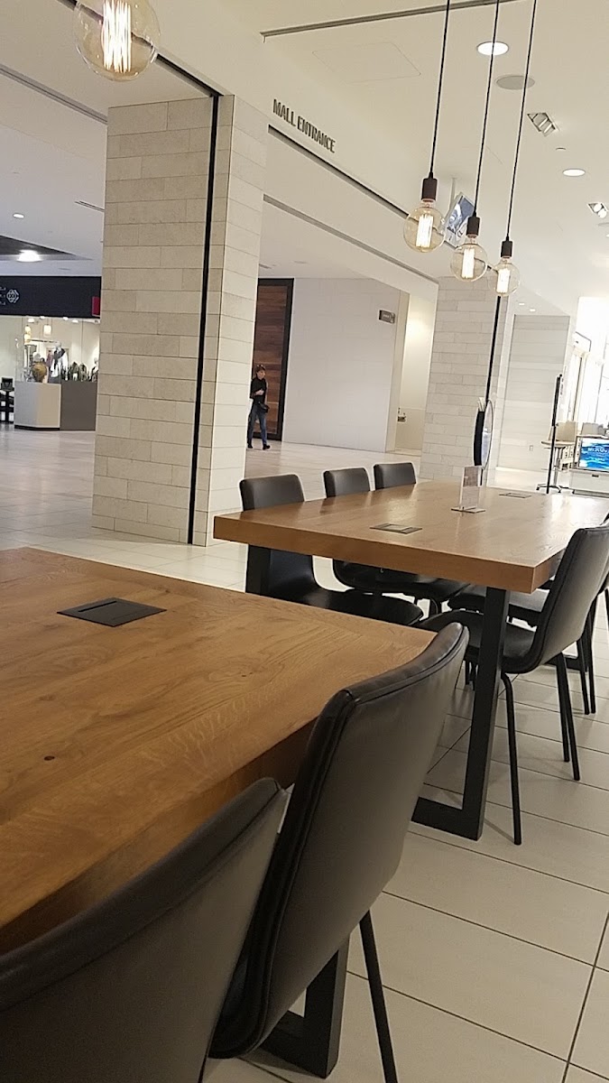 Nordstrom Ebar Artisan Coffee Interior Photo - Nordstrom Ebar Artisan Coffee Cafe in Minnetonka, MN