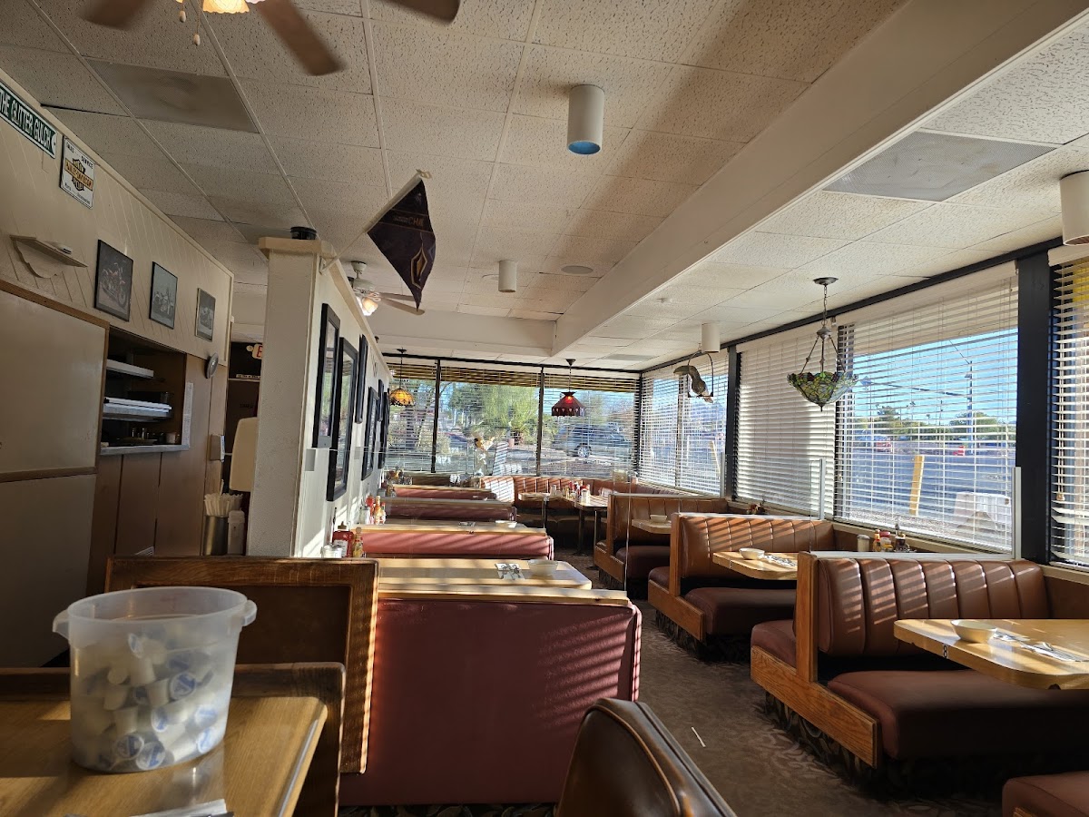 Omelet House Interior Photo - Omelet House Diner in Henderson, NV