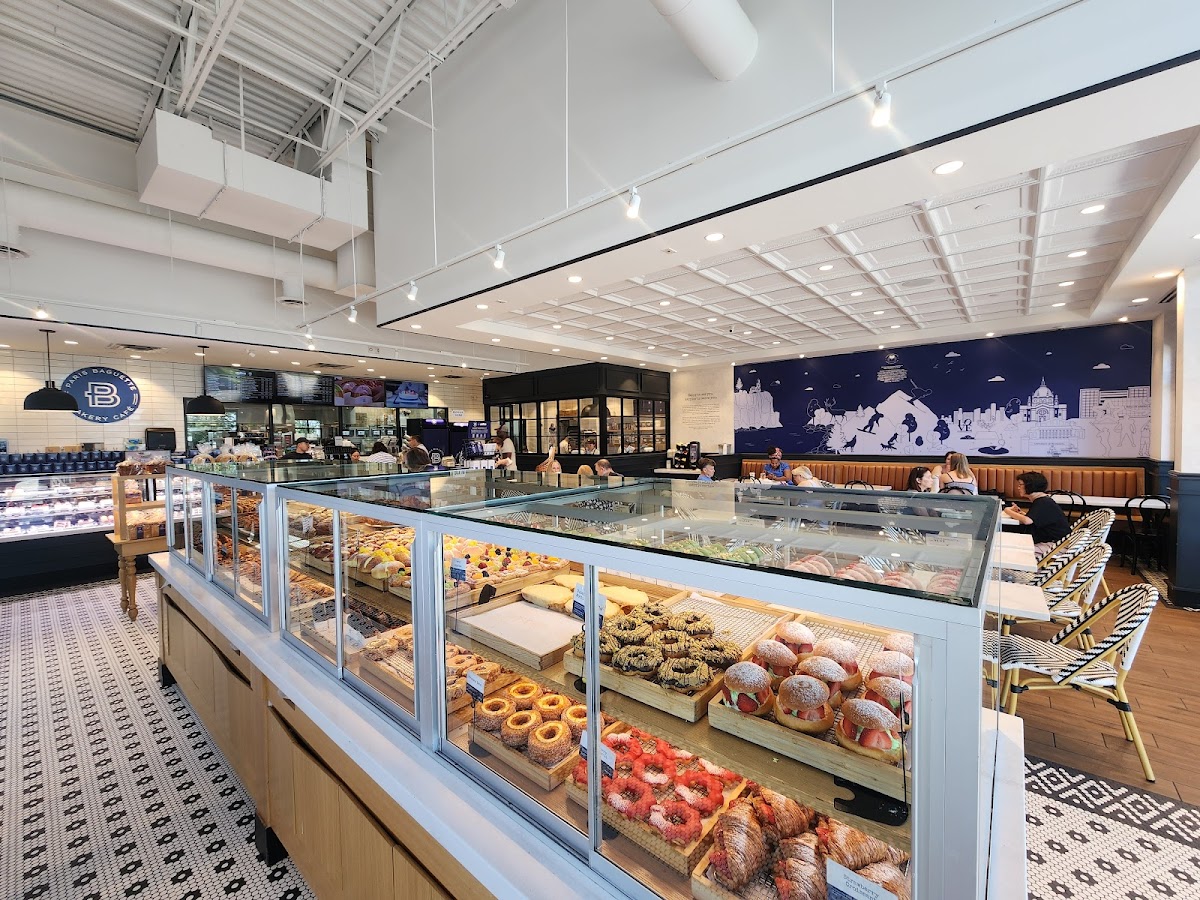 Paris Baguette Interior Photo - Paris Baguette Bakery in Maple Grove, MN