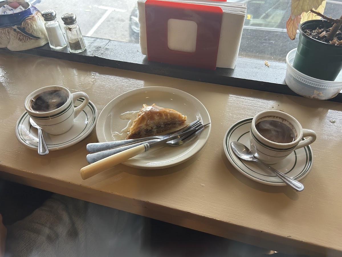 Petra Cafe Food Photo - Petra Cafe Cafe in , 