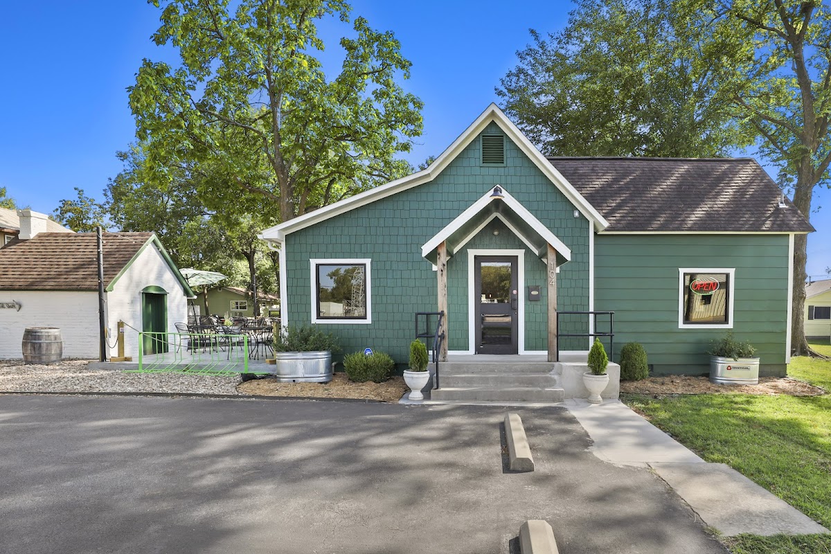 Ramo d'Olivo Exterior Photo - Ramo d'Olivo Bars in Bentonville, AR