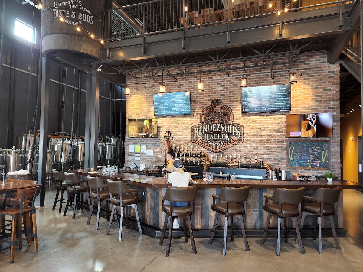 Rendezvous Junction Brewing Co. Interior Photo - Rendezvous Junction Brewing Co. Wings in Rogers, AR