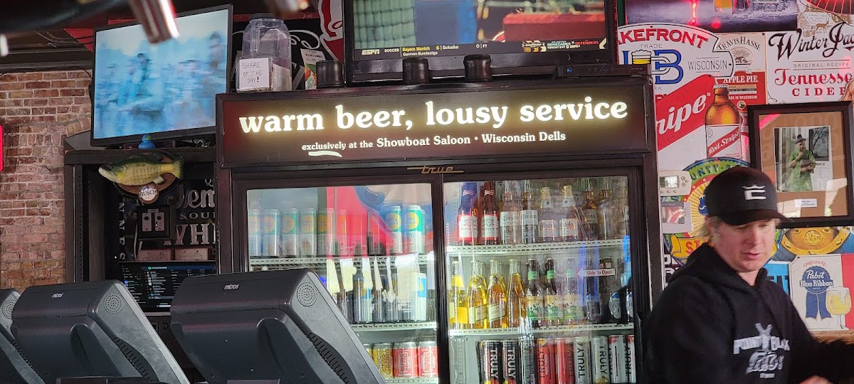 Showboat Saloon Interior Photo - Showboat Saloon Pubs in Wisconsin Dells, WI