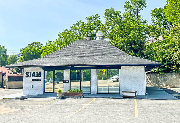 Siam Exterior Photo - Siam Restaurant in Fayetteville, AR