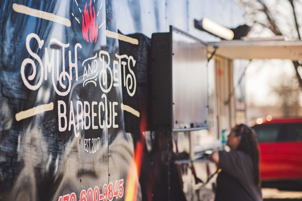 Smith and Betts Barbecue Exterior Photo - Smith and Betts Barbecue BBQ in Hiwasse, AR