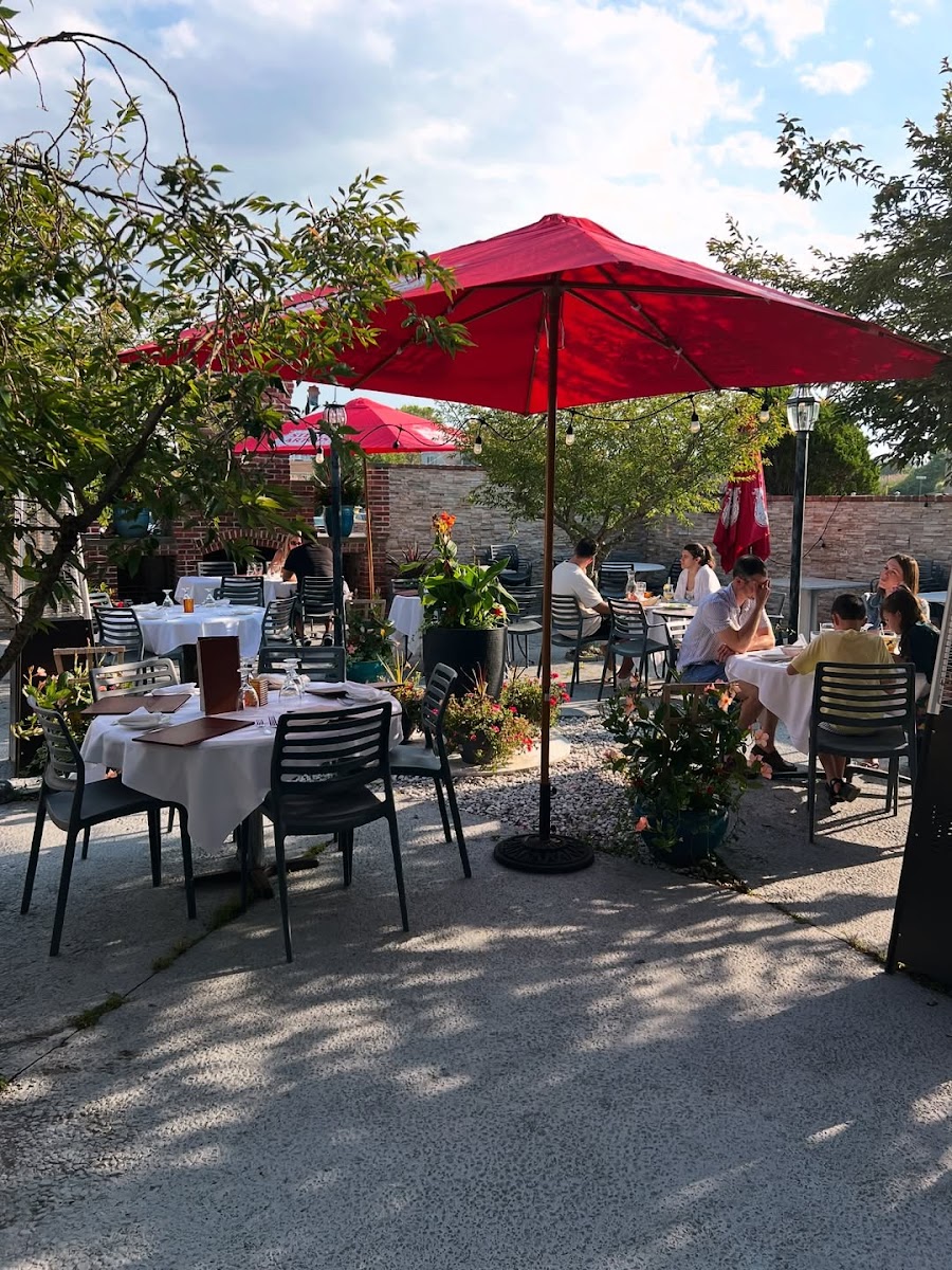 Spain Of Narragansett Interior Photo - Spain Of Narragansett Spanish in Narragansett, RI