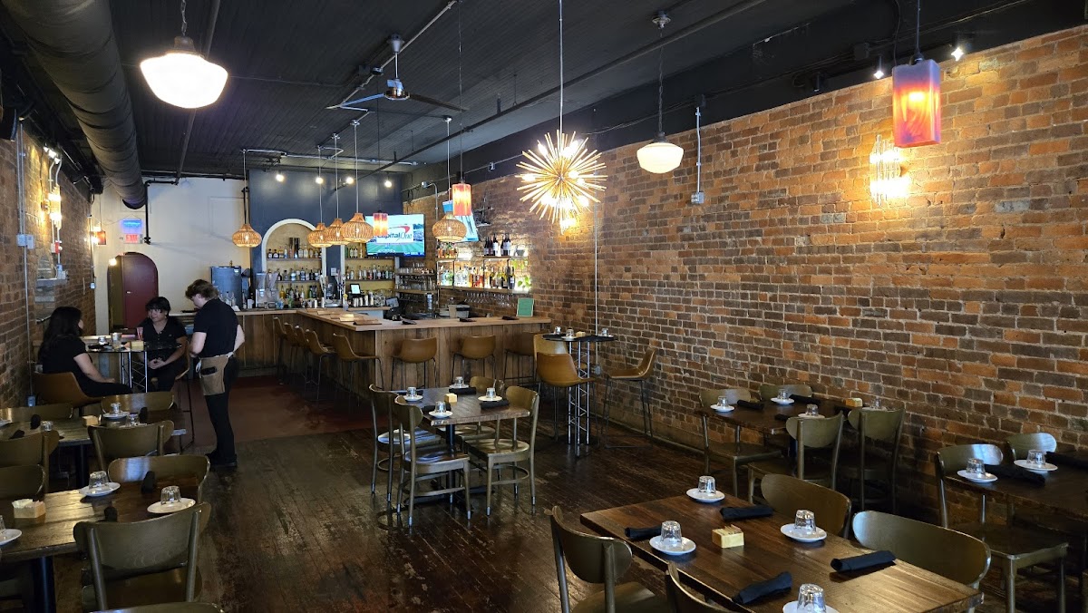 Table Mesa Bistro Interior Photo - Table Mesa Bistro Bistro in Bentonville, AR