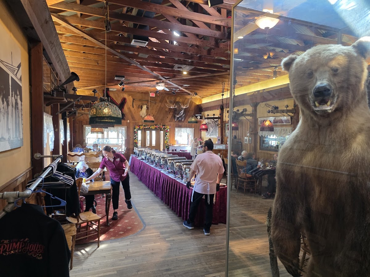 The Pump House Restaurant Fairbanks Interior Photo - The Pump House Restaurant Fairbanks Bar & Grill in Fairbanks, AK