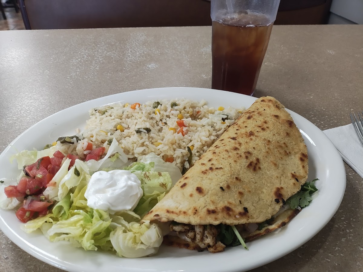 Thomas Restaurant Food Photo - Thomas Restaurant American in Pryor, OK