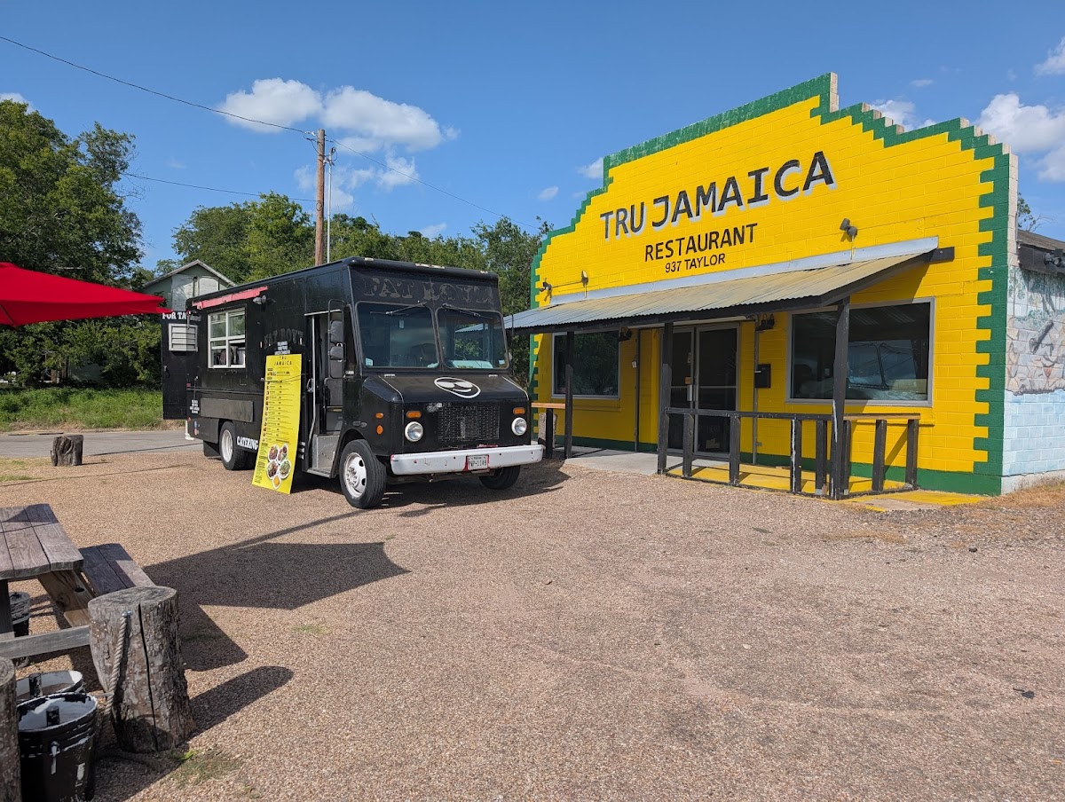 Tru Jamaica Restaurant Exterior Photo - Tru Jamaica Restaurant Jerk Joint in Waco, TX