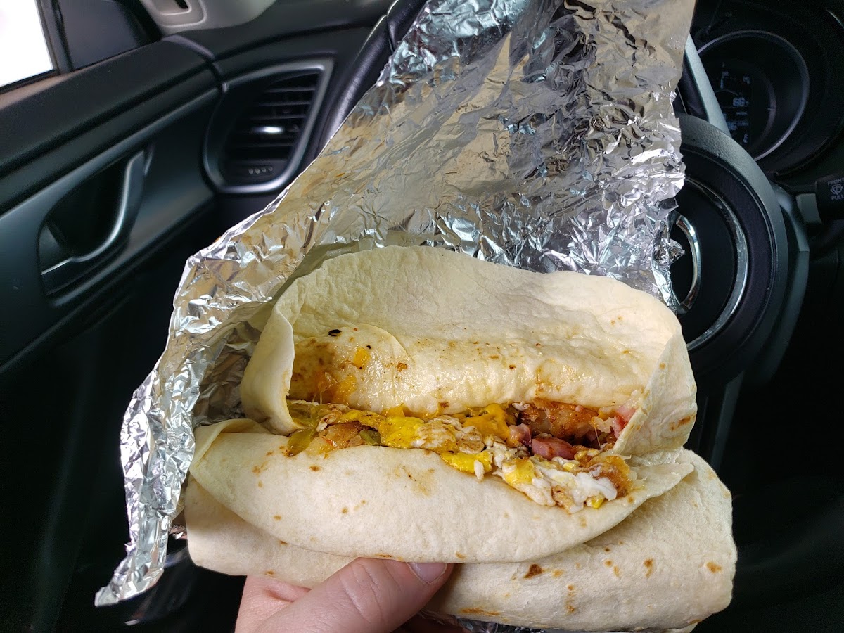 Twin Cronnie Drive-In Food Photo - Twin Cronnie Drive-In American in Clovis, NM