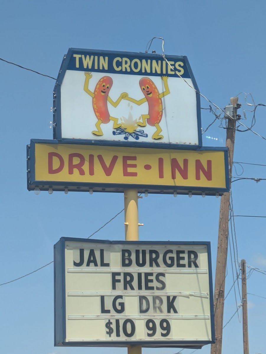 Twin Cronnie Drive-In Exterior Photo - Twin Cronnie Drive-In American in Clovis, NM
