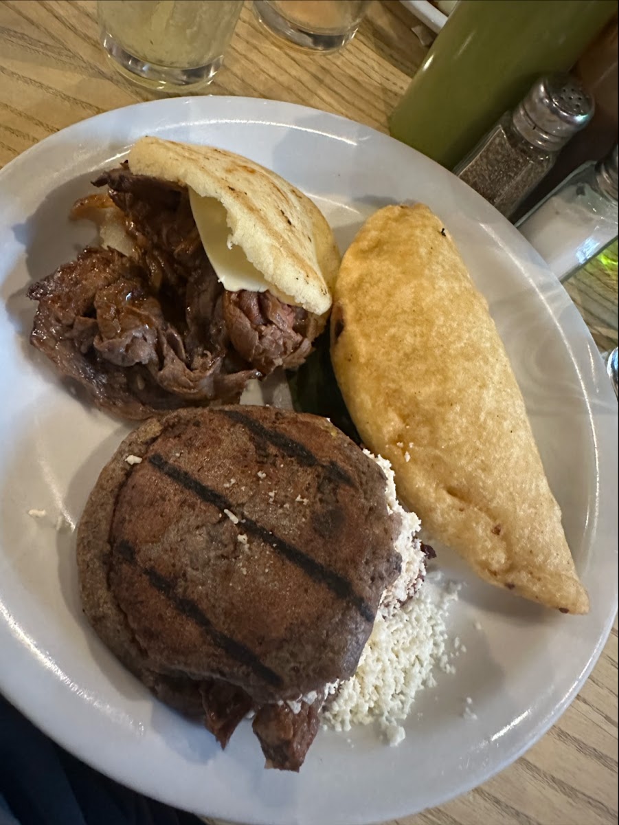 Valencia Luncheria Food Photo - Valencia Luncheria Mexican in Norwalk, CT