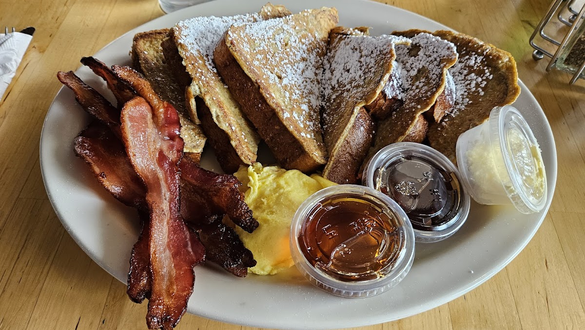 West Pioneer Grill Food Photo - West Pioneer Grill Grill in Puyallup, WA