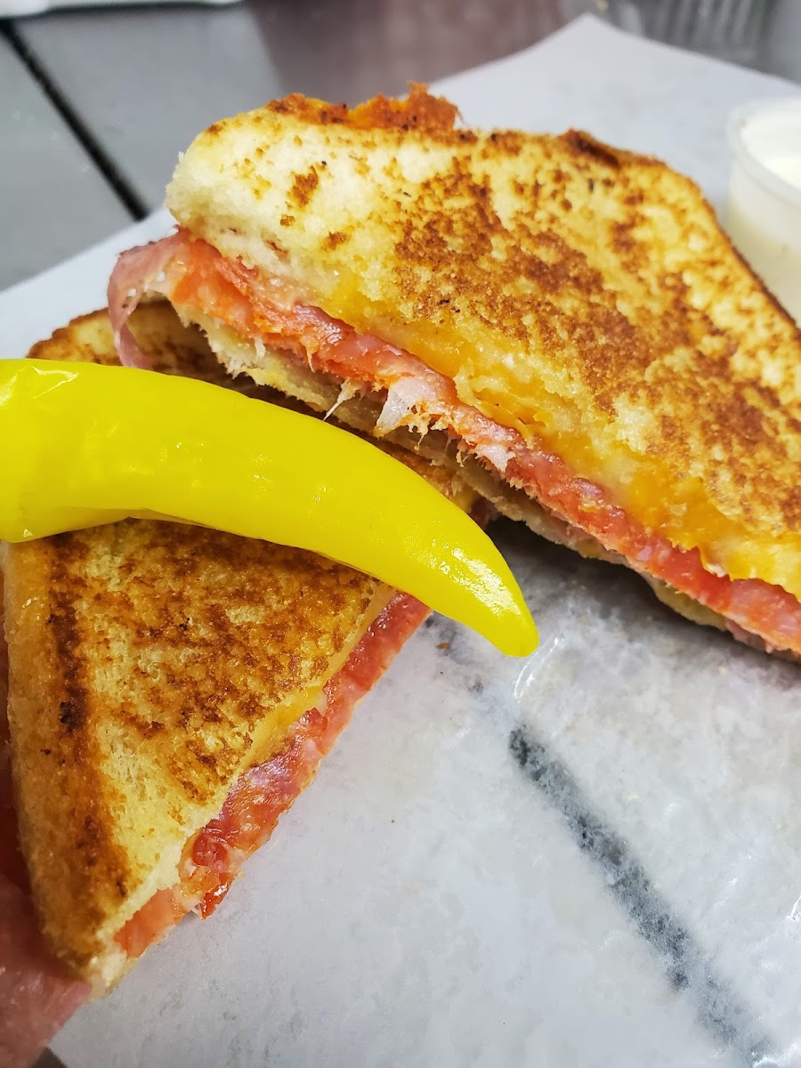 Yo mama's food trailer Food Photo - Yo mama's food trailer American in Clovis, NM